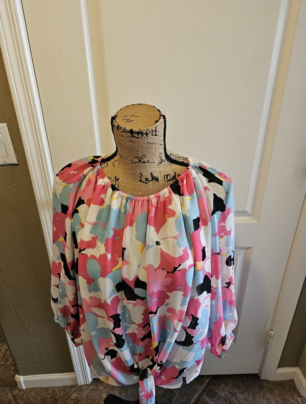 NEW ☆ Calvin Klein Top/Blouse, Size XL, Brand NEW!